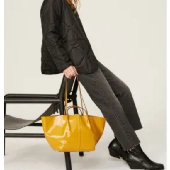 AllSaints Odette Bag with matching inner pouch - Picture 8 of 9